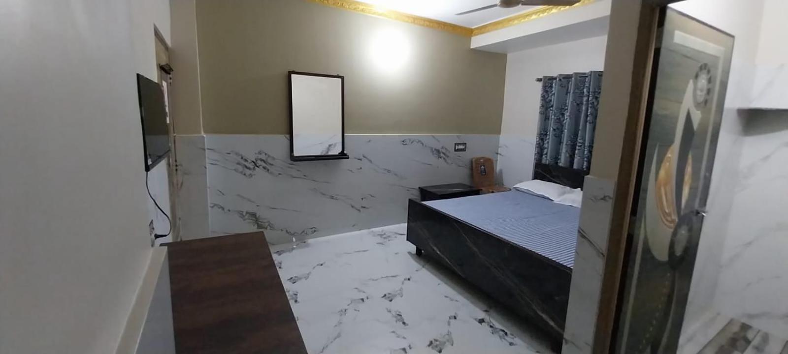 Hotel Omshanti A Boutique Kolkata